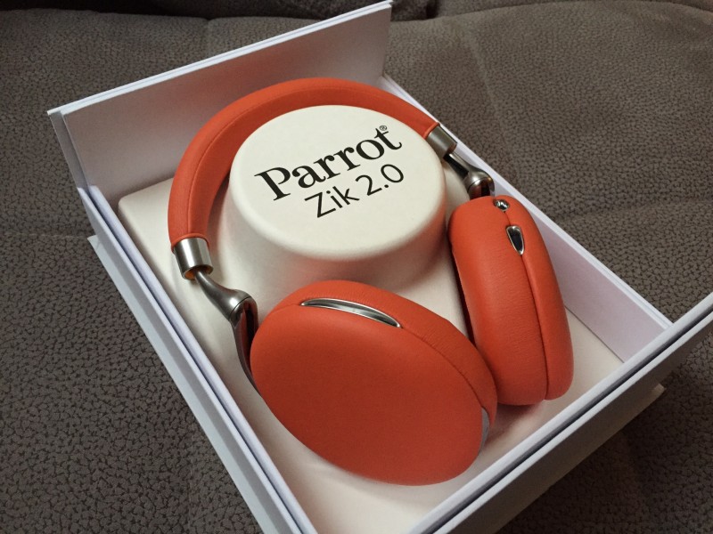 
More than 2 weeks ago a shiny pair of Parrot Zik 2 was delivered to me as a review unit by Parrot.